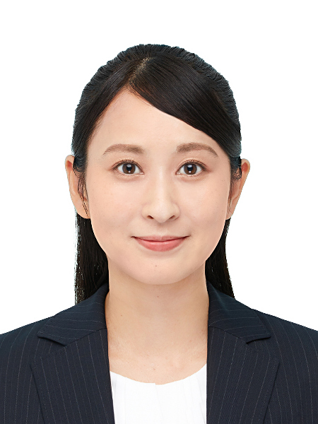 ホワイト背景の転職証明写真BALANCEデータのサンプル